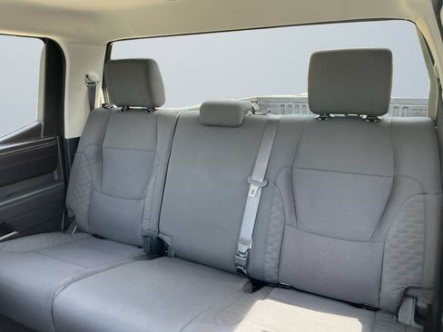 Used 2022 Toyota Tundra SR5 AWD/4WD image 14