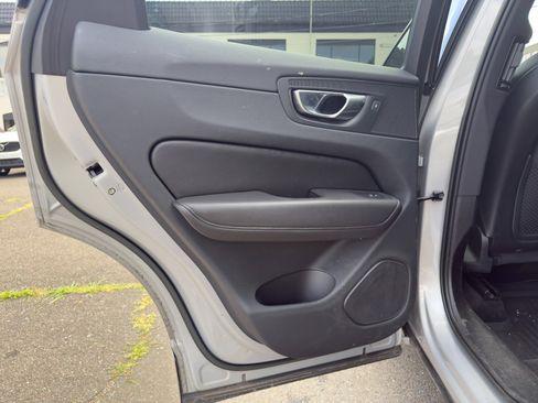 Certified 2023 Volvo XC60 B5 Core w/ Climate Package image 26