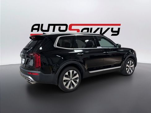 Used 2022 Kia Telluride S FWD image 5