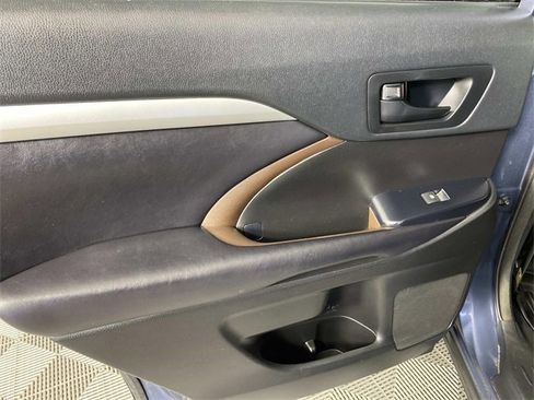 Used 2018 Toyota Highlander Plus image 26