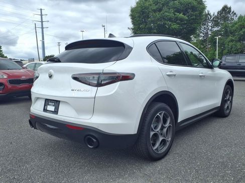 New 2025 Alfa Romeo Stelvio Sprint w/ Convenience Package AWD/4WD image 20