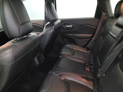 Used 2016 Jeep Cherokee Limited w/ Luxury Group AWD/4WD image 18