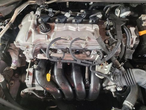 Used 2020 Toyota Corolla LE FWD image 30