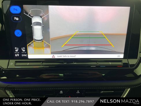 Used 2025 Volkswagen Atlas Cross Sport SEL Premium R-Line image 29