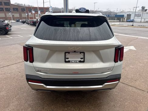 New 2026 Kia Sorento S w/ S Panoramic Sunroof Package AWD/4WD image 6