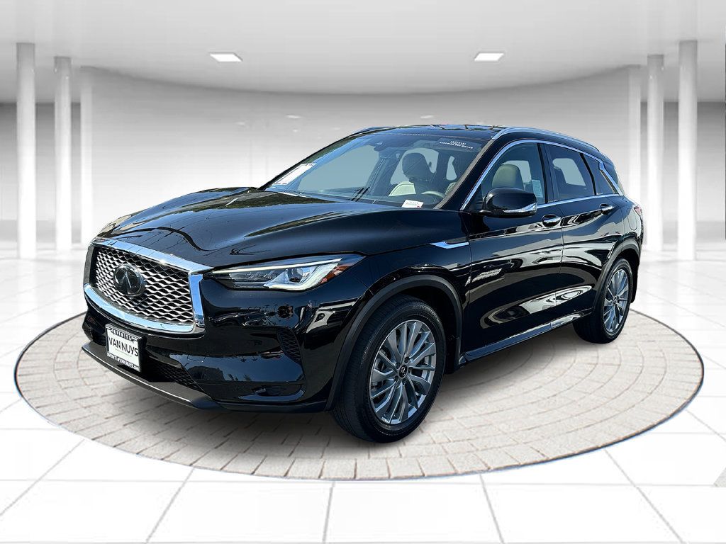 Used 2023 INFINITI QX50 Luxe FWD image 1