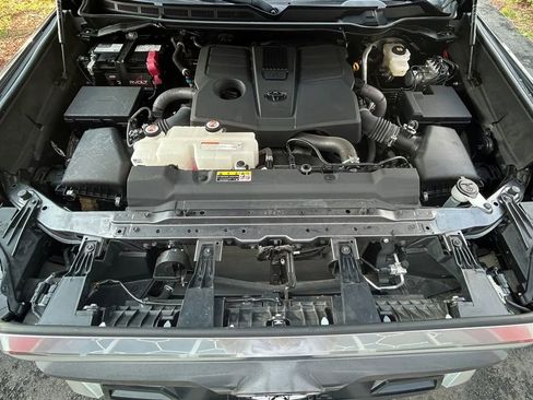 Used 2022 Toyota Tundra Limited RWD image 19