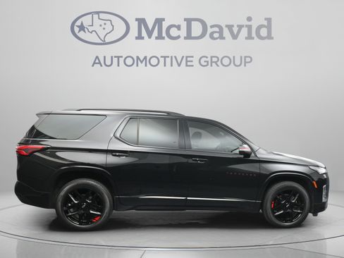 Used 2023 Chevrolet Traverse Premier w/ Redline Edition FWD image 9