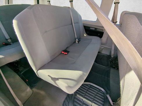 Used 2010 Ford E-350 and Econoline 350 XL image 21