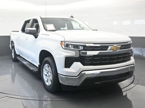 Used 2023 Chevrolet Silverado 1500 LT image 9