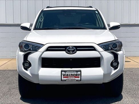 Used 2024 Toyota 4Runner SR5 Premium w/ Moonroof Package AWD/4WD image 3