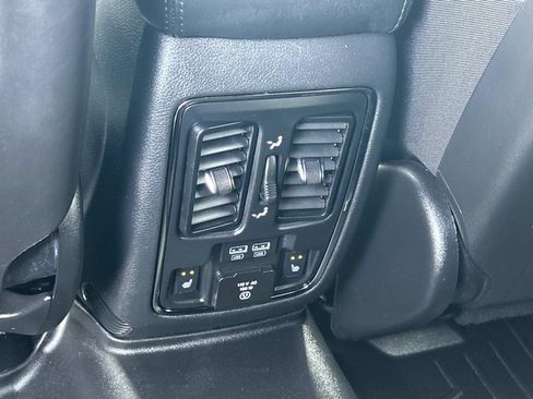 Used 2020 Dodge Durango R/T AWD/4WD image 25