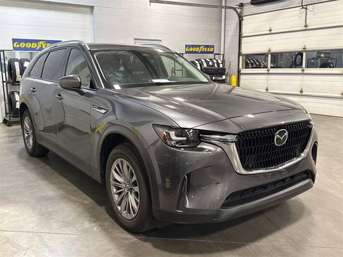 Certified 2025 MAZDA CX-90 3.3 Turbo w/ Preferred Package image 3