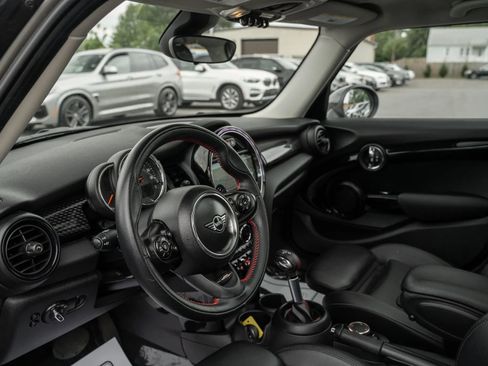 Used 2019 MINI Cooper S FWD image 6
