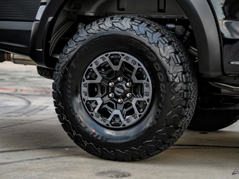 Used 2025 Ford F150 Raptor w/ Equipment Group 803A Raptor R image 91