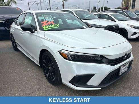 Used 2023 Honda Civic Sport image 2