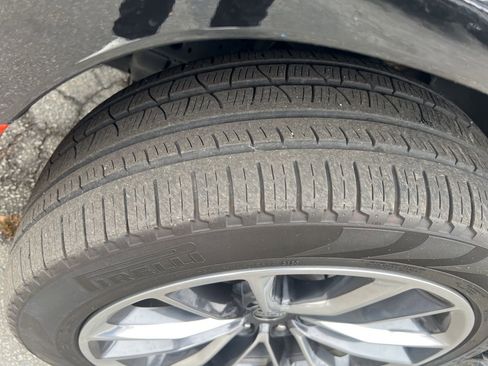 Used 2023 Jeep Wagoneer Series II w/ Premium Group I image 17