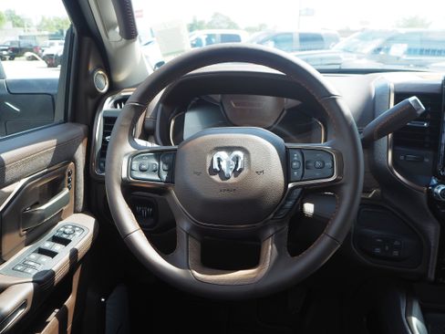 New 2025 RAM 2500 Limited image 24