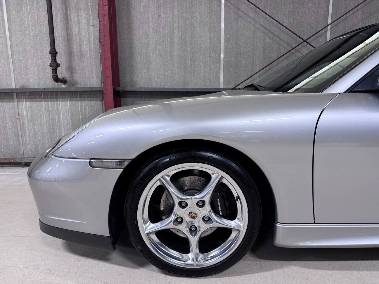 Used 2004 Porsche 911 40th Anniversary RWD image 23
