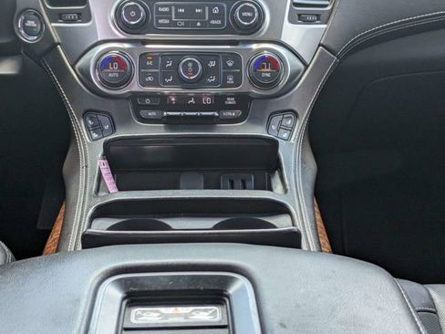 Used 2020 Chevrolet Tahoe Premier RWD image 21
