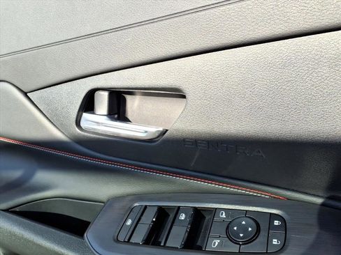 New 2026 Nissan Sentra SR image 17