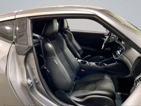 Used 2024 Nissan Z Performance w/ Floor Mat Package RWD image 7