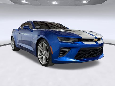 Used 2016 Chevrolet Camaro SS RWD image 30