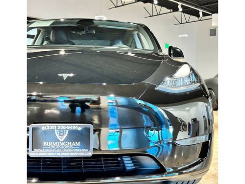 Used 2023 Tesla Model Y Long Range image 4