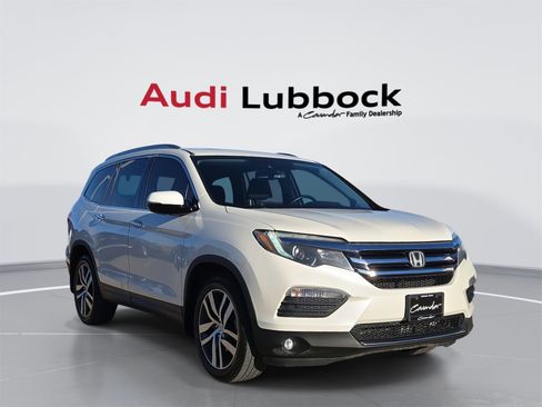 Used 2018 Honda Pilot Elite image 1