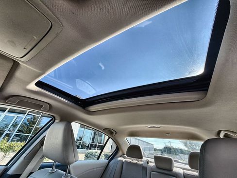 Used 2017 Honda Accord EX-L image 16