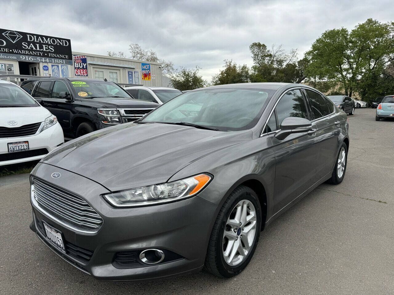 Used 2014 Ford Fusion SE w/ Equipment Group 202A FWD image 1