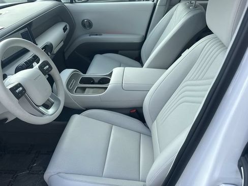 Used 2026 Hyundai Palisade SEL Premium FWD image 18