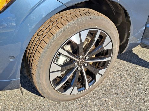 New 2026 Volvo XC60 T8 Plus w/ Protection Package Premier image 10