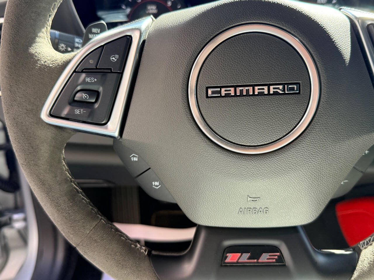 Used 2019 Chevrolet Camaro SS RWD image 24