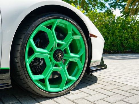 Used 2023 Lamborghini Huracan Tecnica RWD image 52