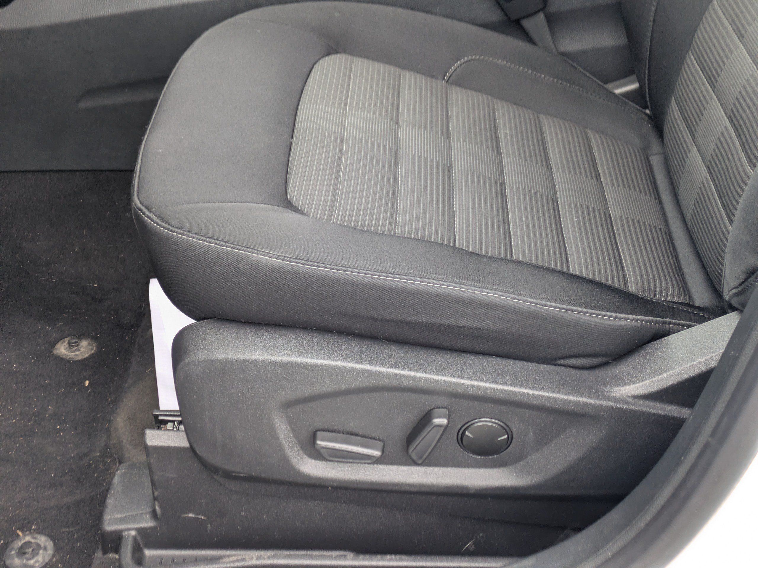 Used 2023 Ford Edge SEL AWD/4WD image 23