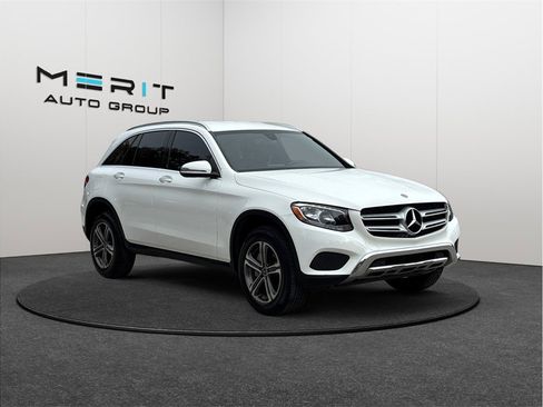 Used 2019 Mercedes-Benz GLC 300 image 1