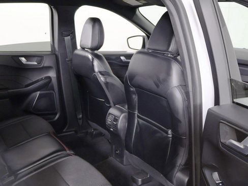 Used 2023 Ford Escape ST-Line image 24