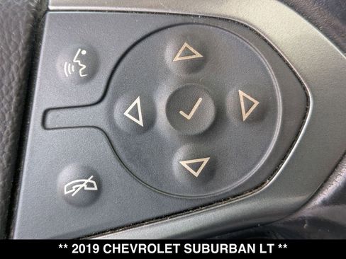 Used 2019 Chevrolet Suburban LT w/ LT Signature Package AWD/4WD image 8