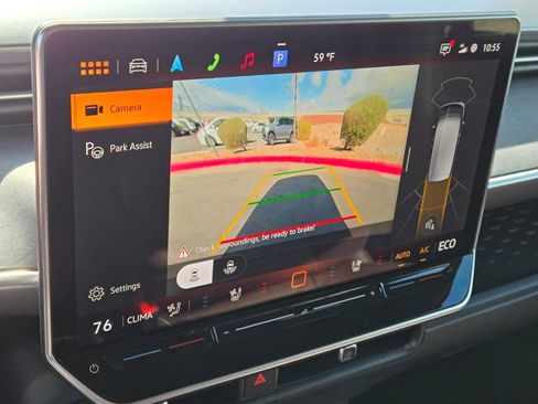 New 2025 Volkswagen ID. Buzz Pro S Plus RWD image 13