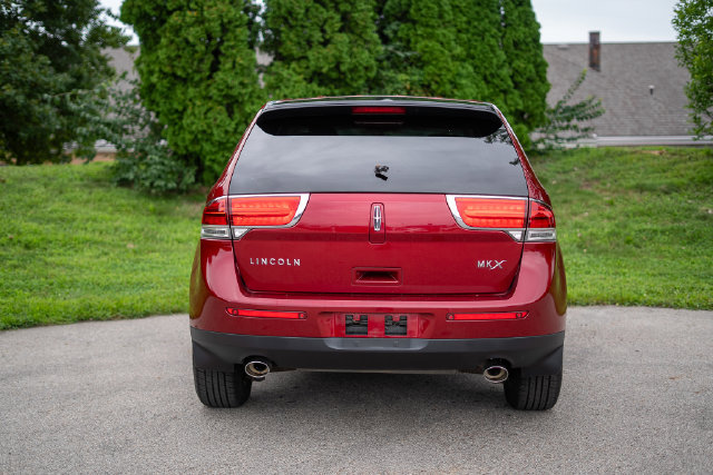 Used 2015 Lincoln MKX FWD image 6