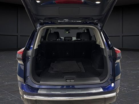 Used 2024 Nissan Rogue Platinum w/ Platinum Premium Package image 15