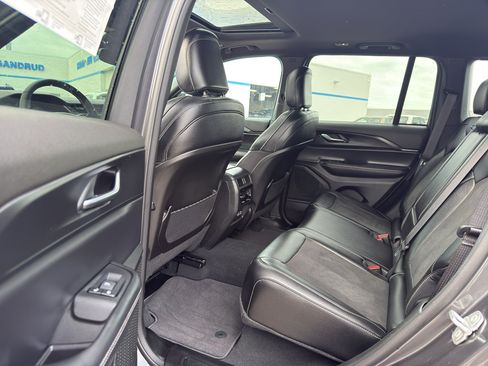 Used 2024 Jeep Grand Cherokee Altitude AWD/4WD image 30