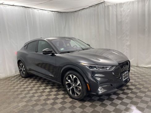 Used 2021 Ford Mustang Mach-E Premium image 2