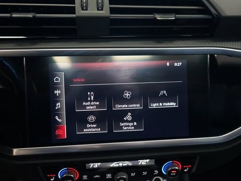 Used 2021 Audi Q3 2.0T Premium image 35