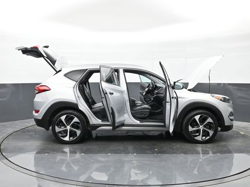 Used 2017 Hyundai Tucson Limited AWD/4WD image 47