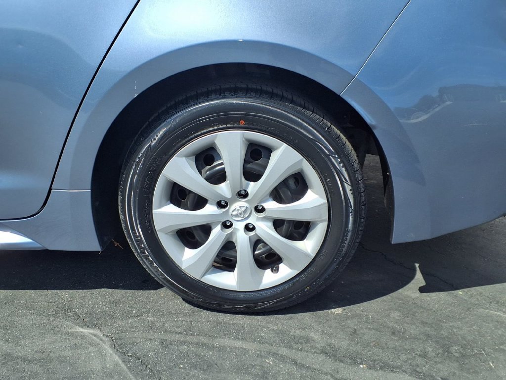 Certified 2023 Toyota Corolla LE w/ Carpet Mat Package (TMS) FWD image 6