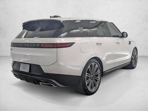 New 2025 Land Rover Range Rover Sport SE image 9