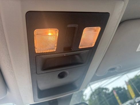 Used 2017 RAM 1500 Express w/ Express Value Package image 29