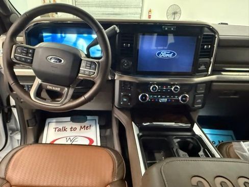 New 2026 Ford F250 4x4 Crew Cab Super Duty image 16